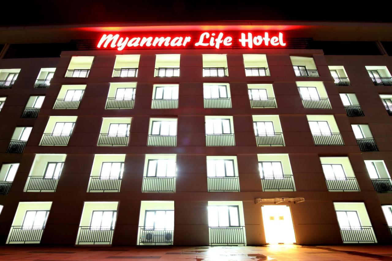 יאנגון Akore Myanmar Life Hotel מראה חיצוני תמונה